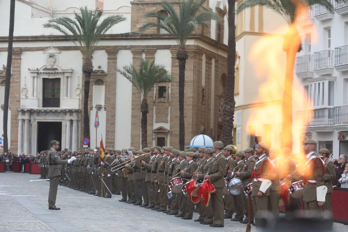 Jura de bandera civil en Cádiz