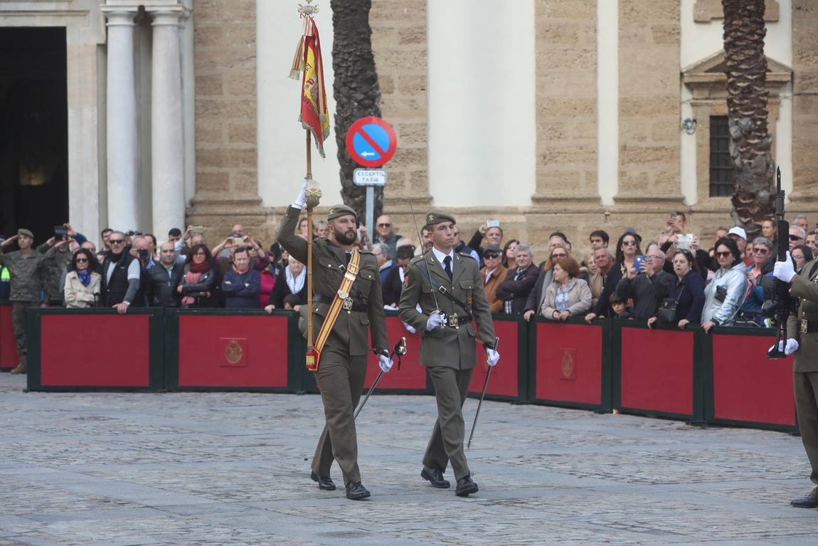 Jura de bandera civil en Cádiz