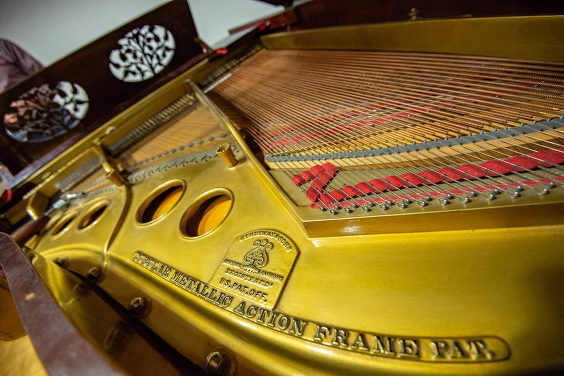 El piano de la Biblioteca de Castilla-La Mancha cumple 100 años