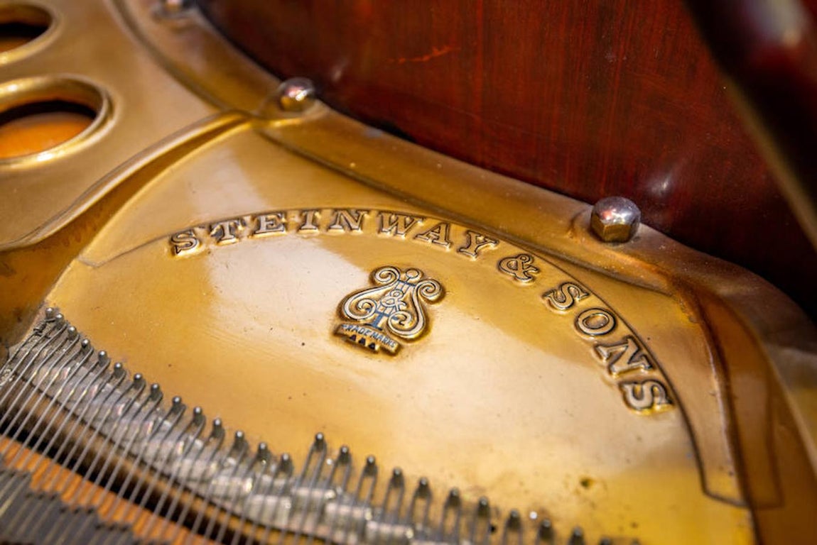 El piano de la Biblioteca de Castilla-La Mancha cumple 100 años