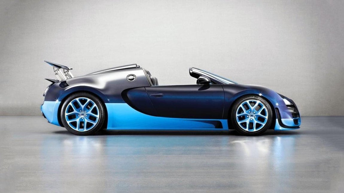 Bugatti Veyron Grand Sport Vitesse. En el caso del Vitesse, ofrece una potencia de unos increíbles 1200 cv y 1500 Nm.