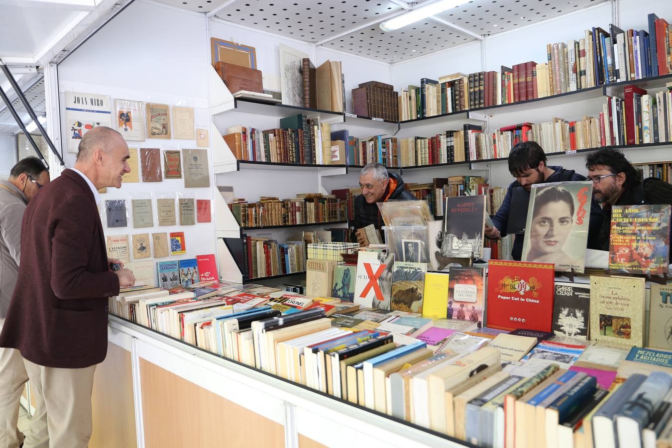 Jornada inaugural de la Feria del Libro Antiguo de Sevilla