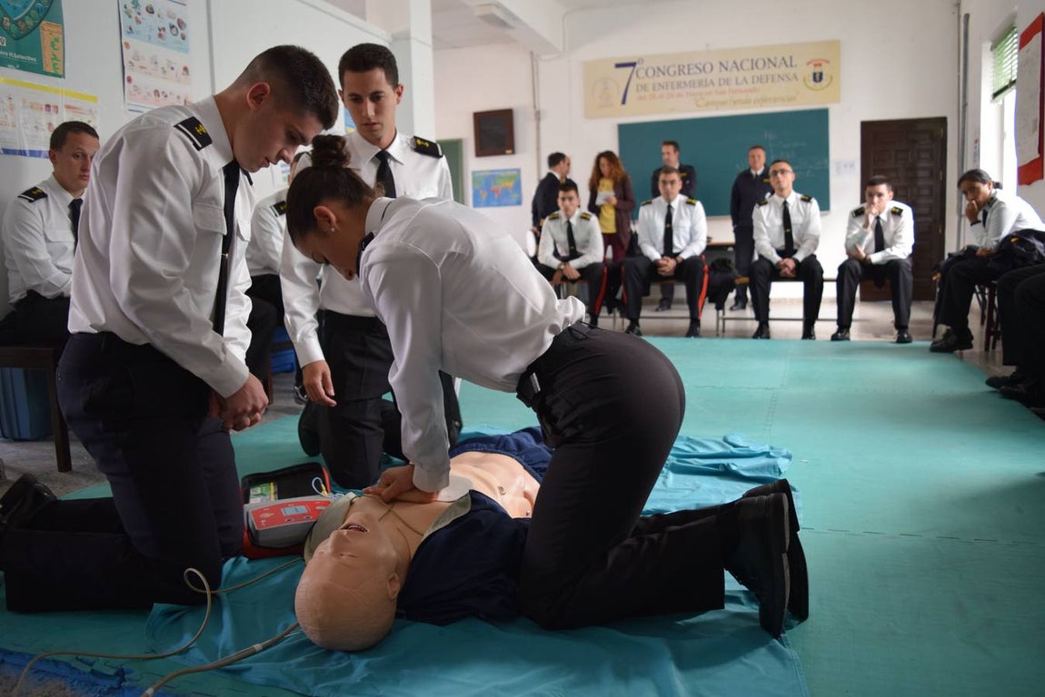 EN IMÁGENES: Así se forman los futuros suboficiales de la Armada