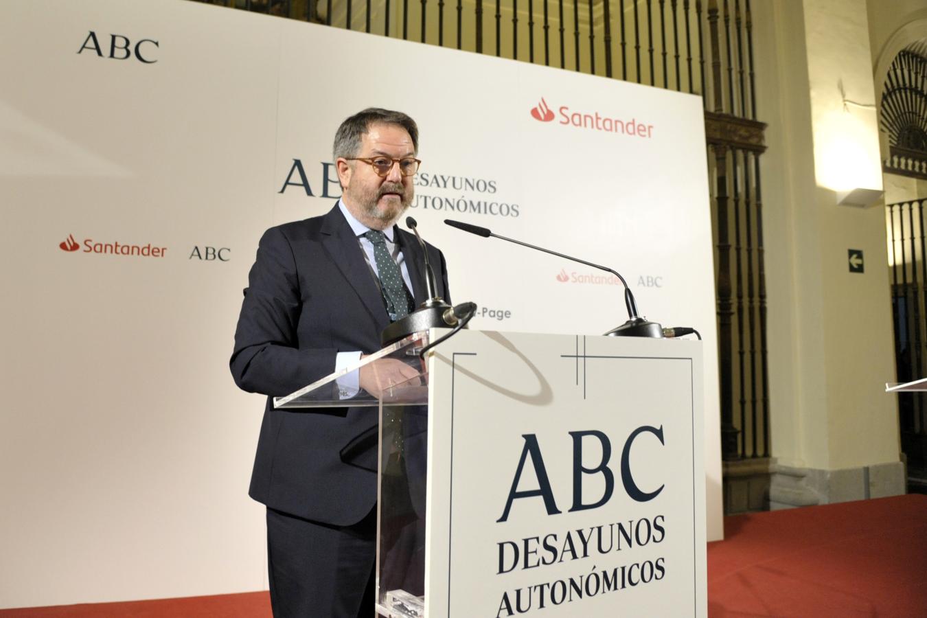 El «Desayuno Autonómico» de ABC con García-Page, en imágenes