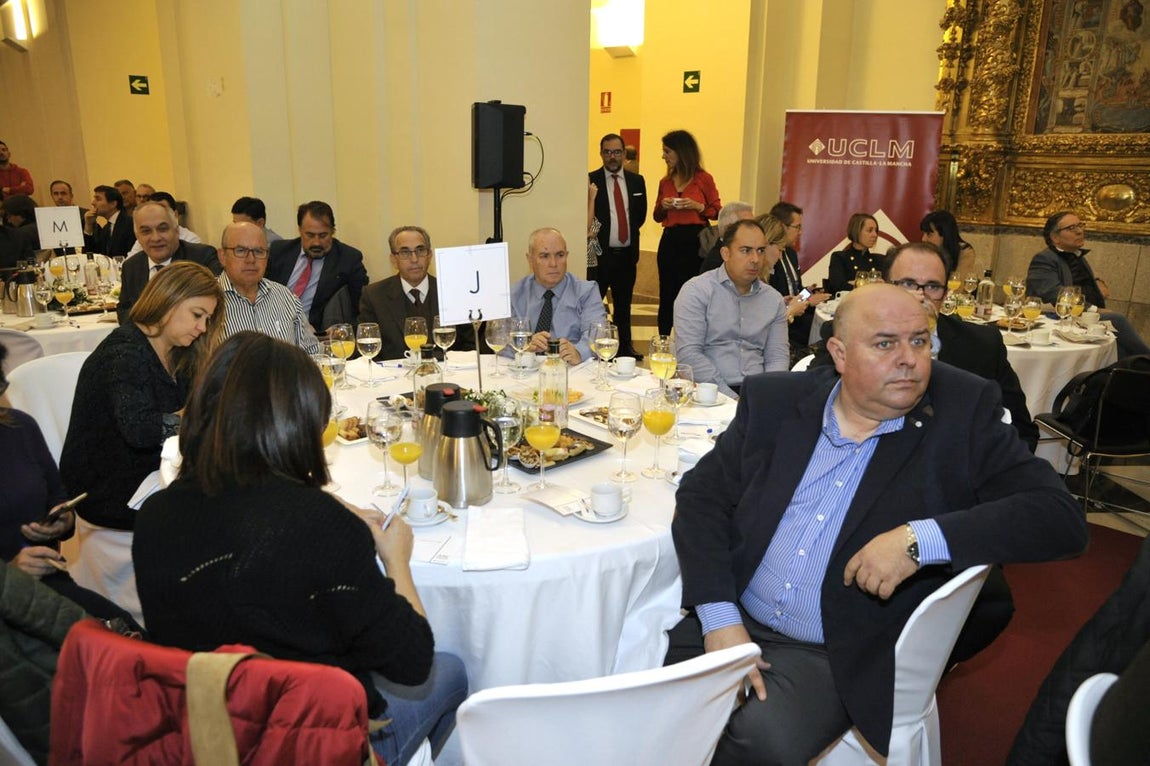 Los invitados al «Desayuno Autonómico» de ABC, en imágenes