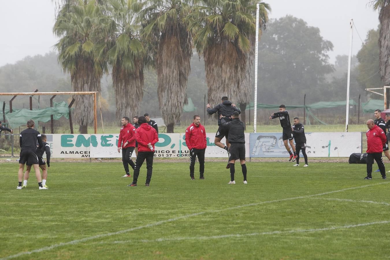 El primer día de Curro Torres en el Córdoba CF, en imágenes