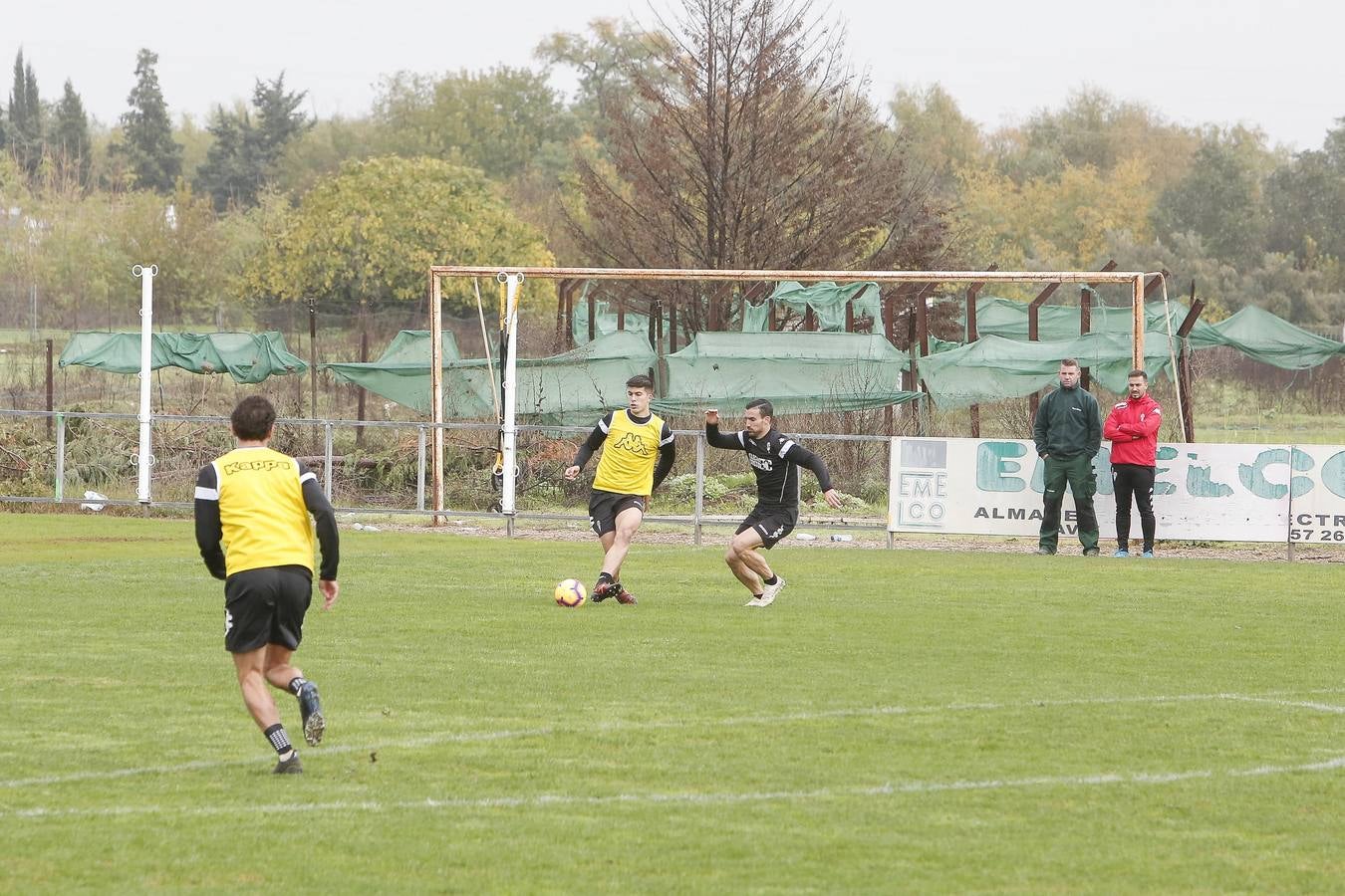 El primer día de Curro Torres en el Córdoba CF, en imágenes