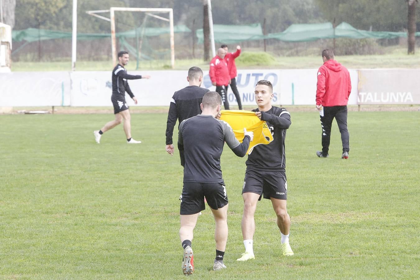 El primer día de Curro Torres en el Córdoba CF, en imágenes