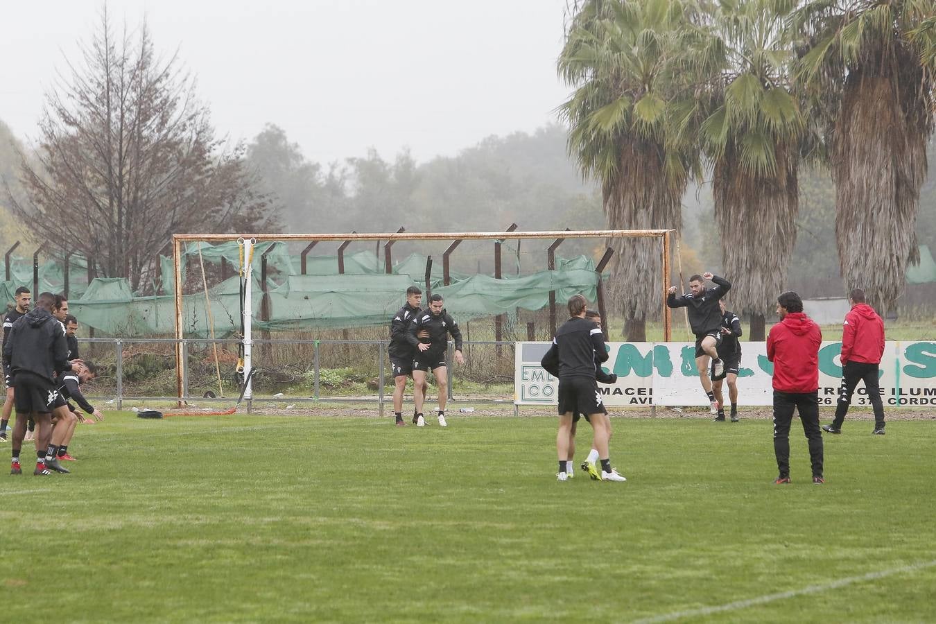 El primer día de Curro Torres en el Córdoba CF, en imágenes