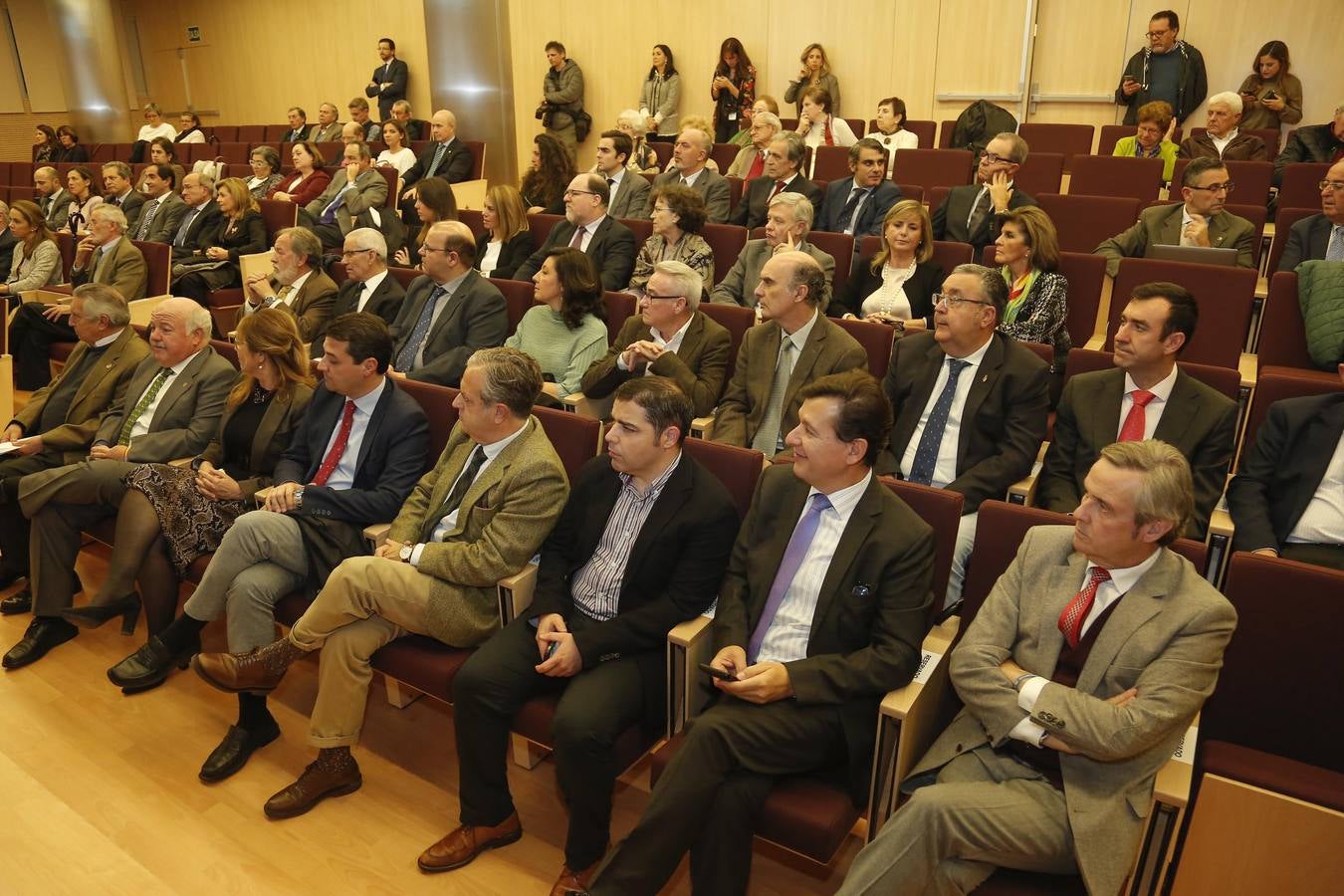 La entrega de premios del Colegio de Médicos de Córdoba, en imágenes