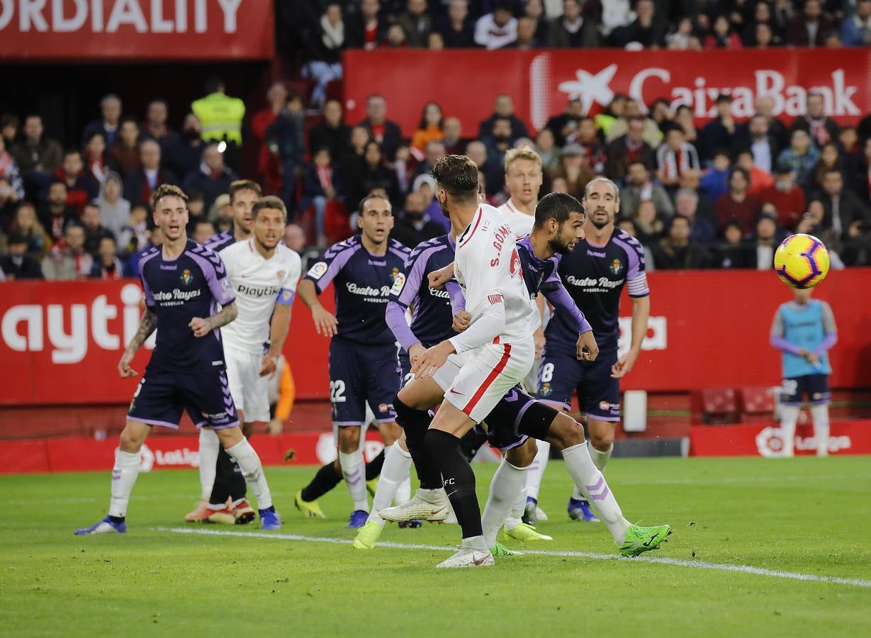 La victoria del Sevilla FC al Valladolid, en imágenes (1-0)