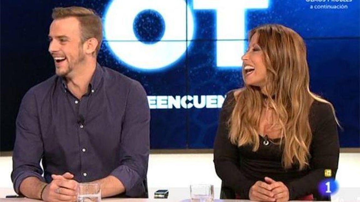 Álex Casademunt y Verónica. 