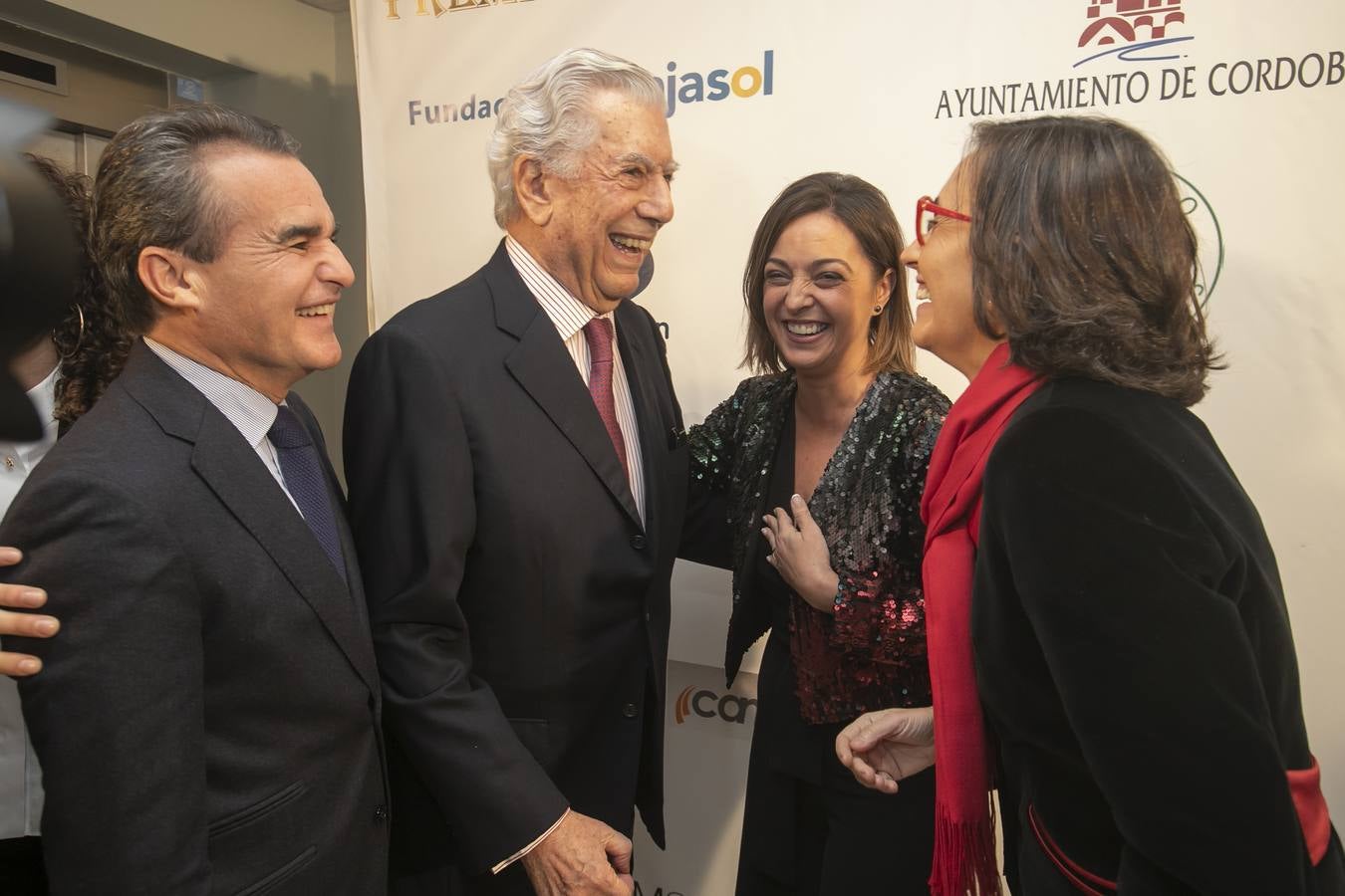 Mario Vargas Llosa en la entrega de los Premios Averroes, en imágenes