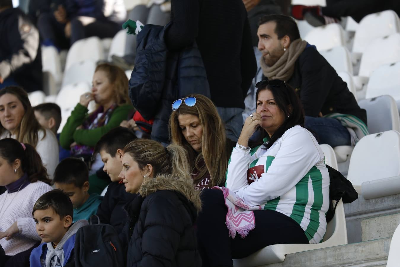 La grada del Córdoba-Elche, en imágenes