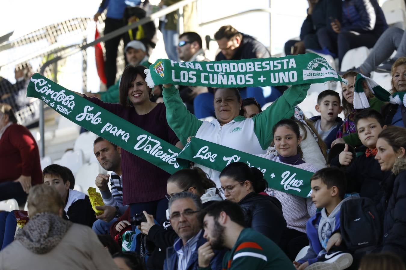 La grada del Córdoba-Elche, en imágenes