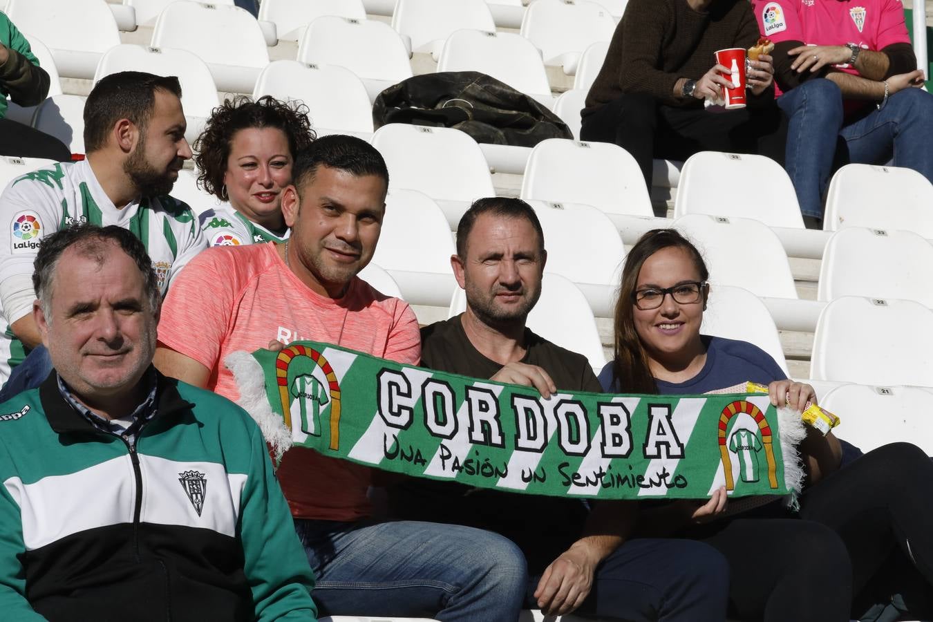 La grada del Córdoba-Elche, en imágenes