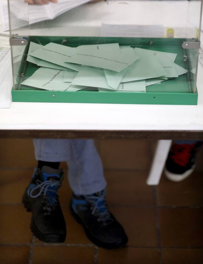 En imágenes, así vota Córdoba