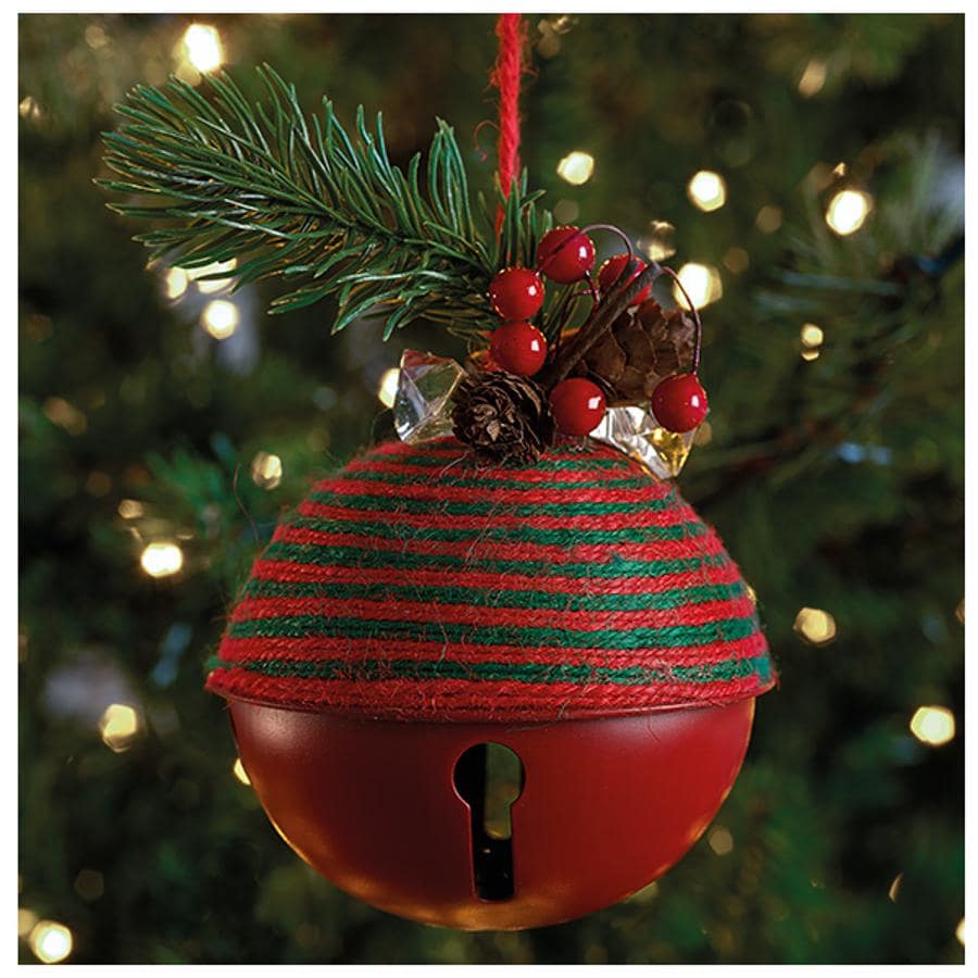 Bolas de Navidad, estrellas, espumillones… En el Corte inglés todos los accesorios para el árbol están disponibles desde 3,95 euros