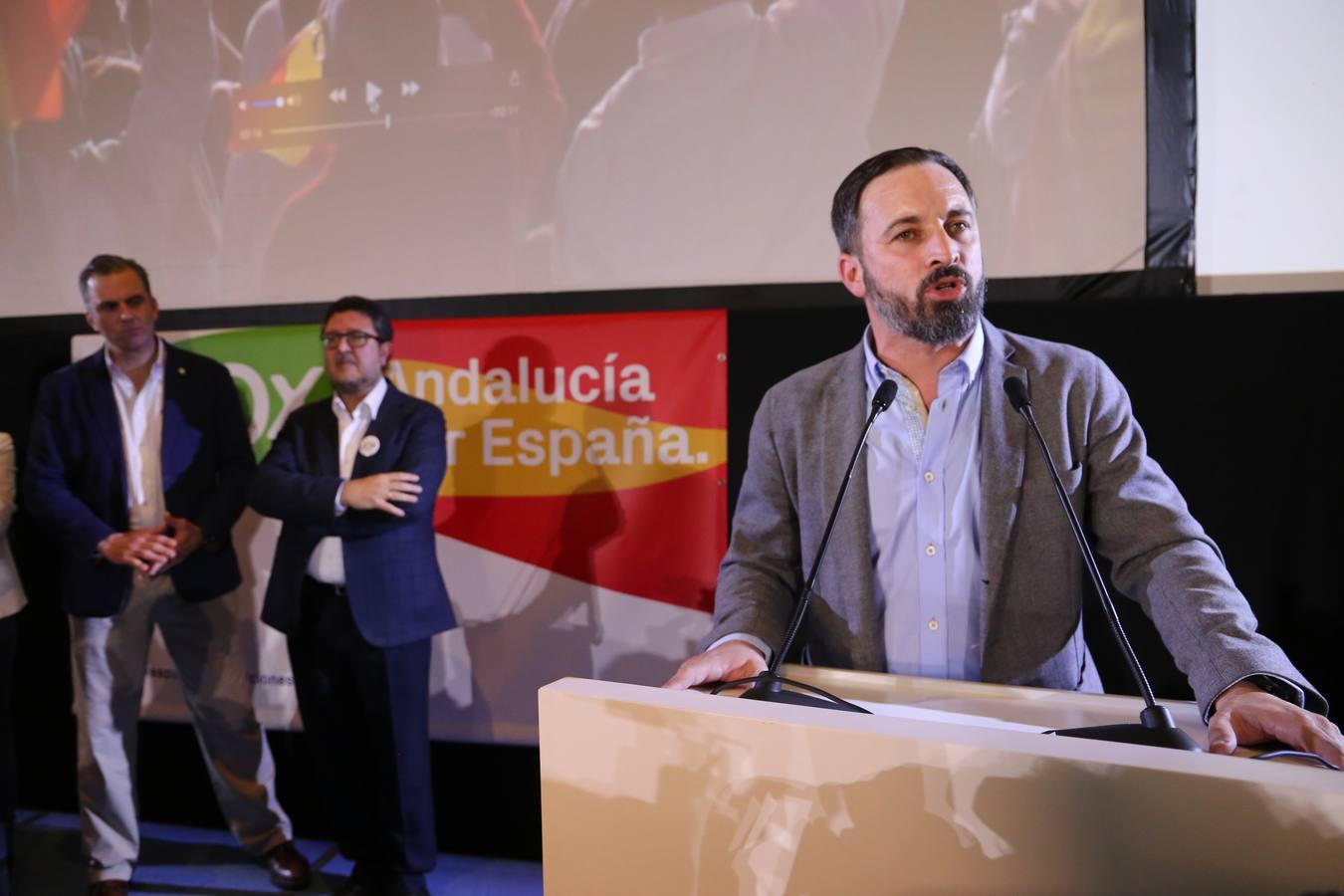 En fotos, VOX celebra su irrupción con fuerza en el Parlamento andaluz