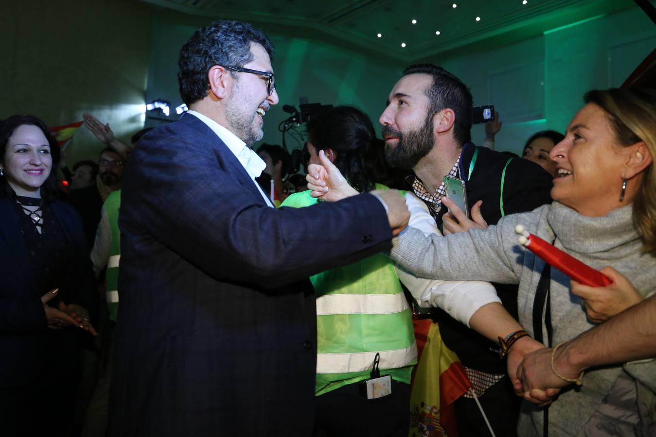 En fotos, VOX celebra su irrupción con fuerza en el Parlamento andaluz