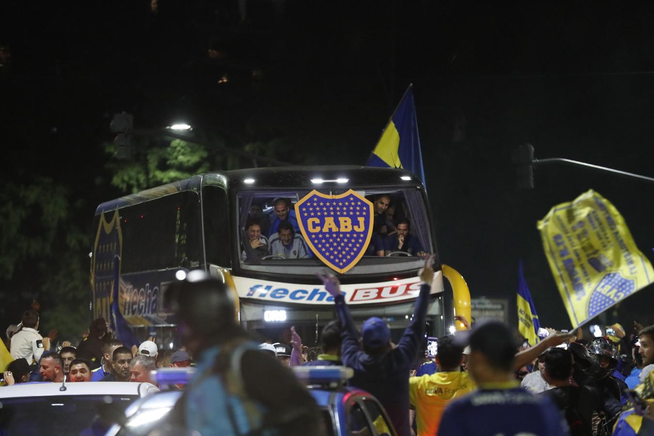 Boca, rumbo a Madrid: memorable despedida de su hinchada