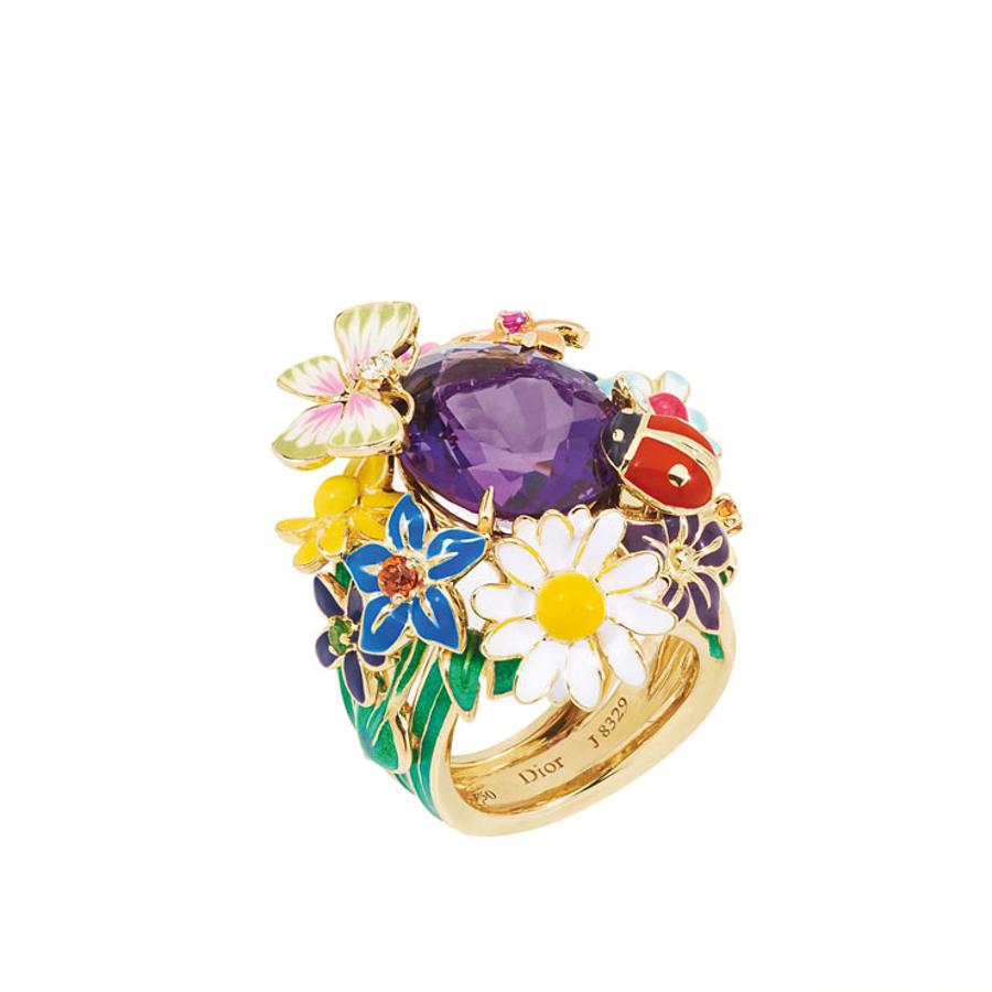 Dior. Otro de los anillos de la colección Diorette.