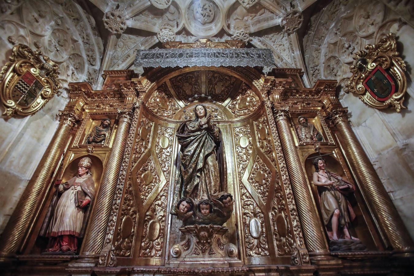 Retablo con las imágenes de la Inmaculada (conocida como la Cieguecita), San Gregorio y San Juan Bautista, de Juan Martínez Montañés (1628-1631) y policromía de Francisco Pacheco
