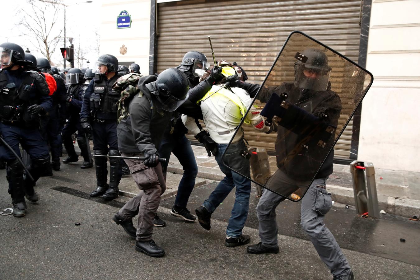 La manifestación de los chalecos amarillos, en imágenes