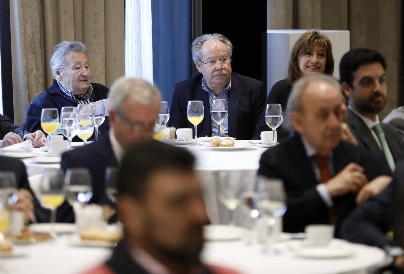 La conferencia de Garrigues Walker en Córdoba, en imágenes