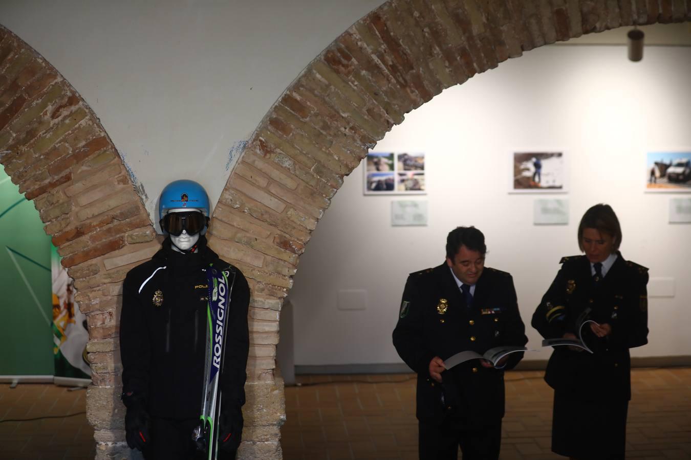 Exposición 25 años de la Policía autonómica