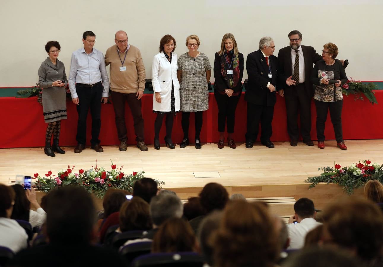 La despedida a más de 200 jubilados del Hospital Reina Sofía, en imágenes