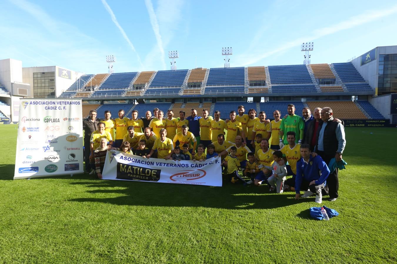 (FOTOS) El partido de fútbol de los Reyes Magos en imágenes