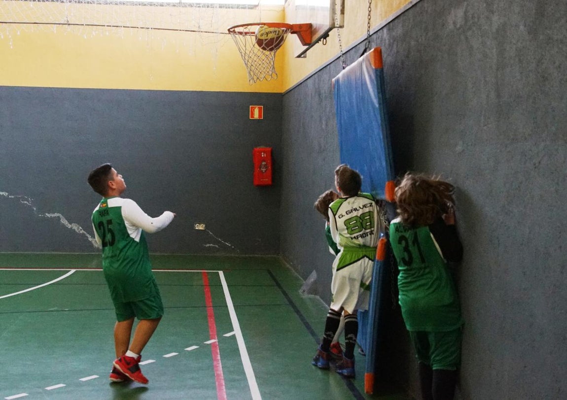 Las mejores imágenes del partido entre Salesianos San Miguel y Jesús Maestro