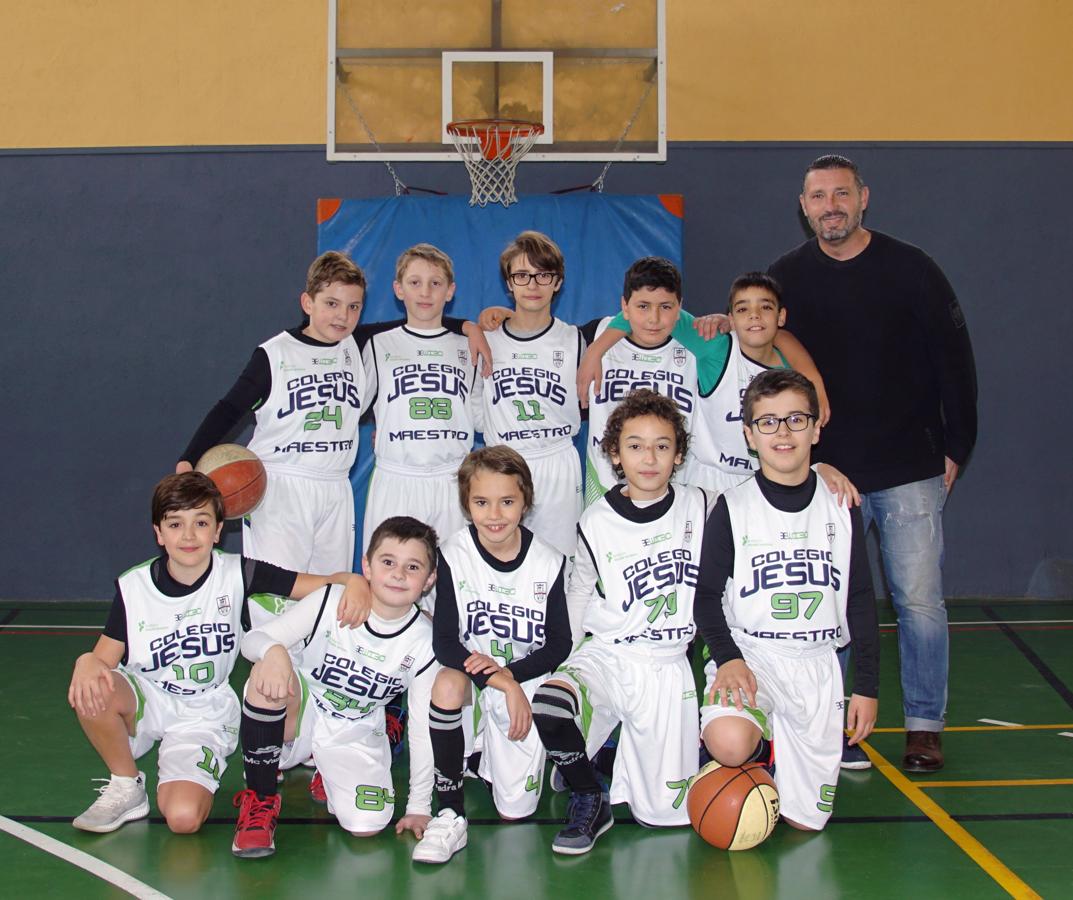 Las mejores imágenes del partido entre Salesianos San Miguel y Jesús Maestro