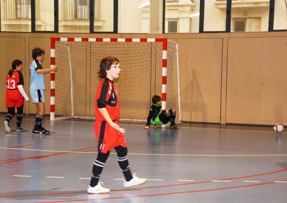 Las mejores imágenes del partido entre Sagrados Corazones &quot;B&quot; y María Inmaculada