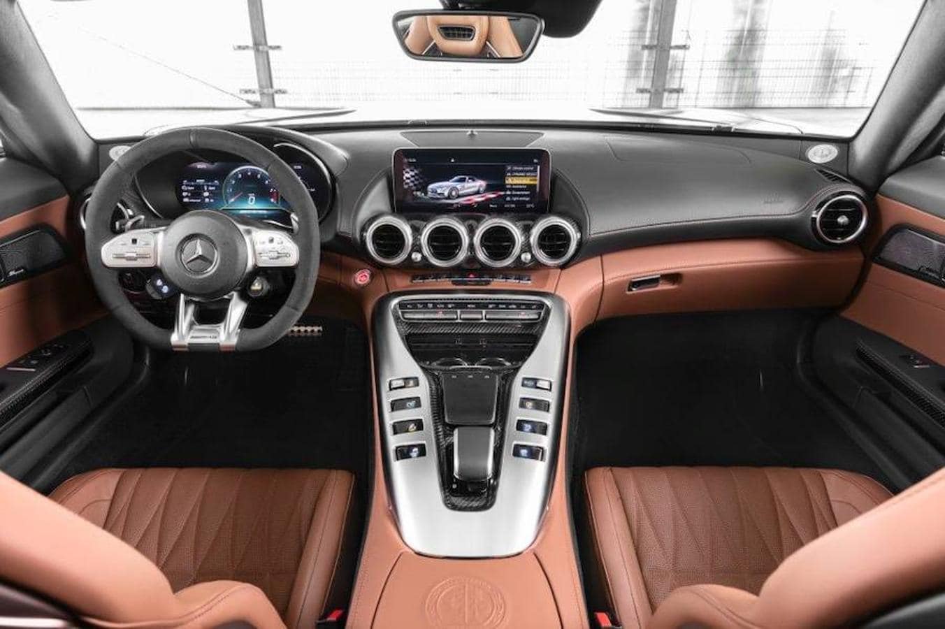 Todos los modelos Mercedes AMG GT y sus lujosos detalles, en imágenes