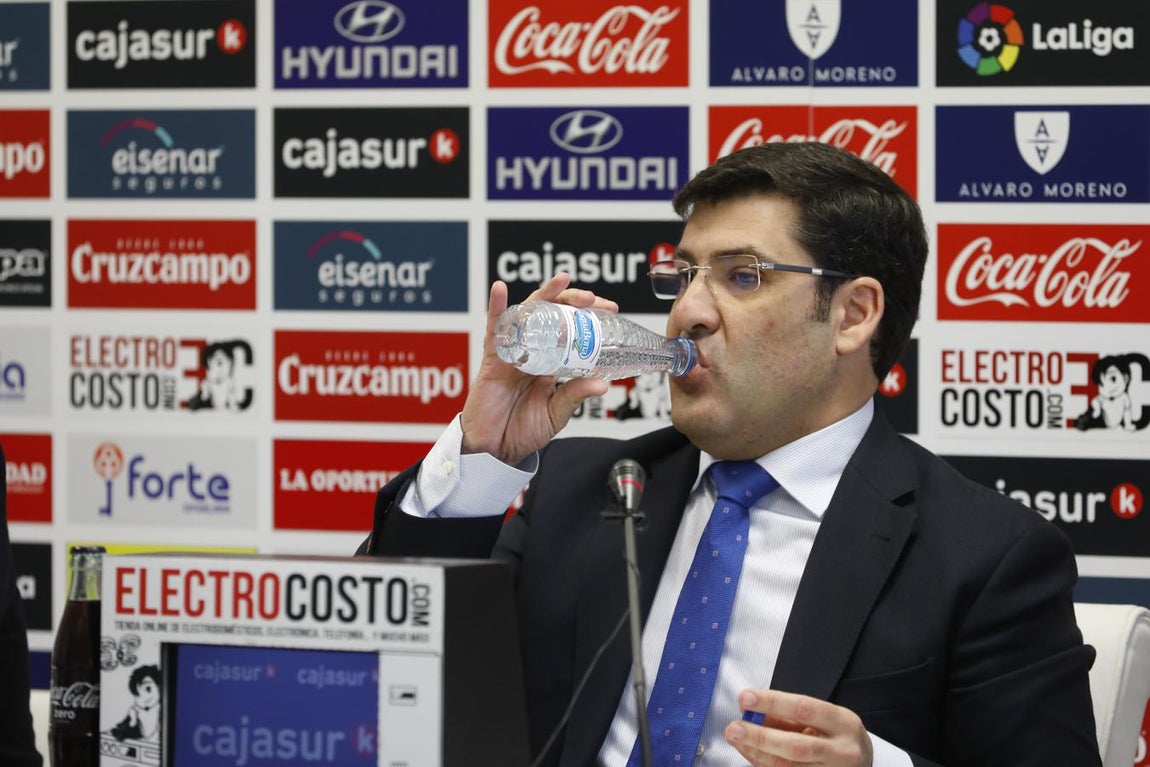 La comparecencia de Jesús León, presidente del Córdoba CF, en imágenes