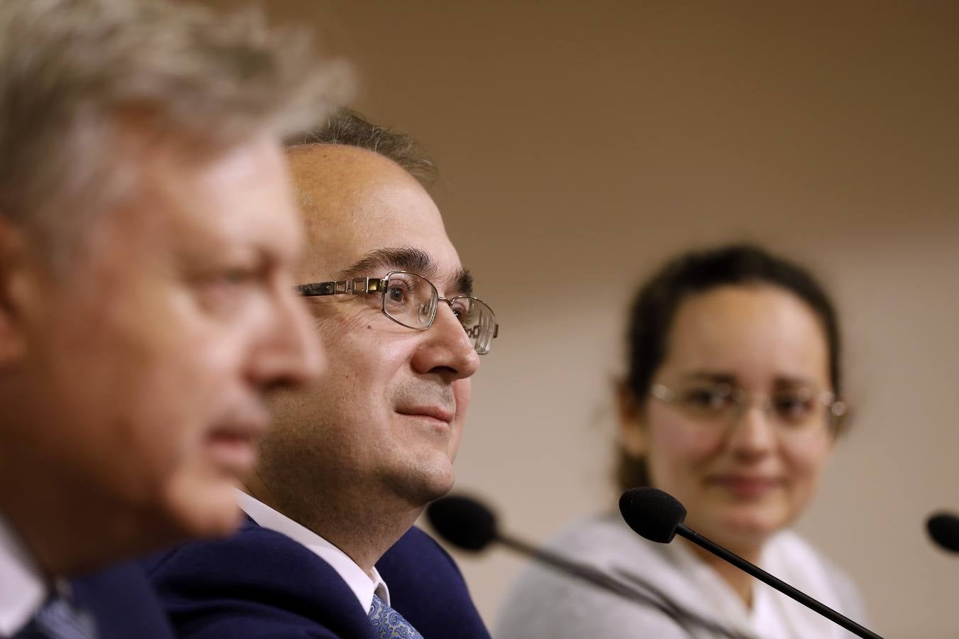 La presentación del libro de Luis Miranda sobre la Semana Santa de Córdoba, en imágenes