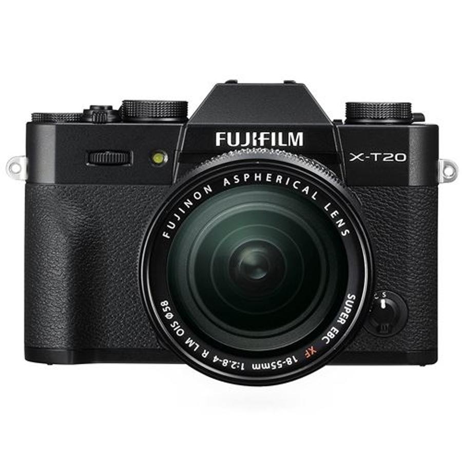 Cámara de fotos. 24.3 megapíxeles, grabación en vídeo tanto en formato Full HD como 4K, flash emergente, wi-fi… ¿Algo más? Esta cámara fotográfica es lo último del mercado y está disponible en Fnac por 1.199,90 euros.
