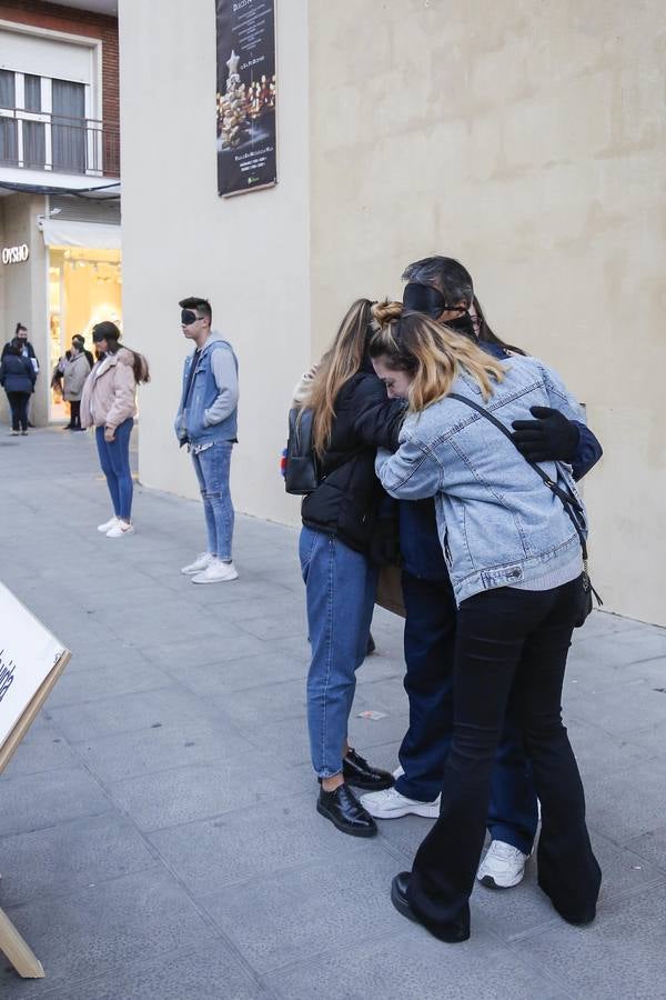 Los abrazos de los barrios desfavorecidos de Córdoba, en imágenes