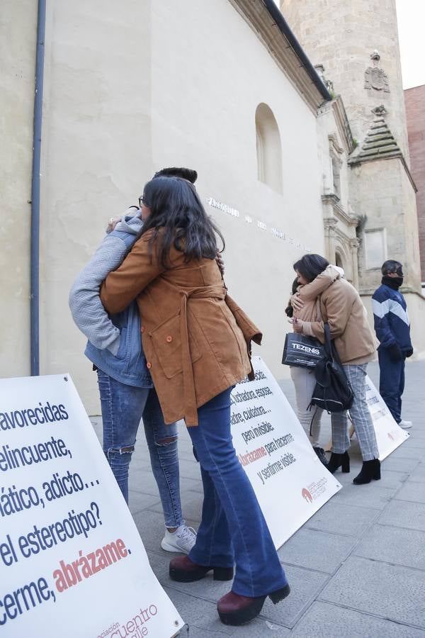 Los abrazos de los barrios desfavorecidos de Córdoba, en imágenes