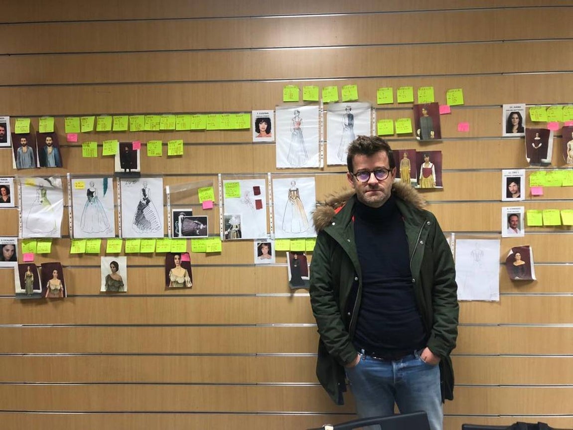 Fernando Martín, figurinista de «La Peste». 