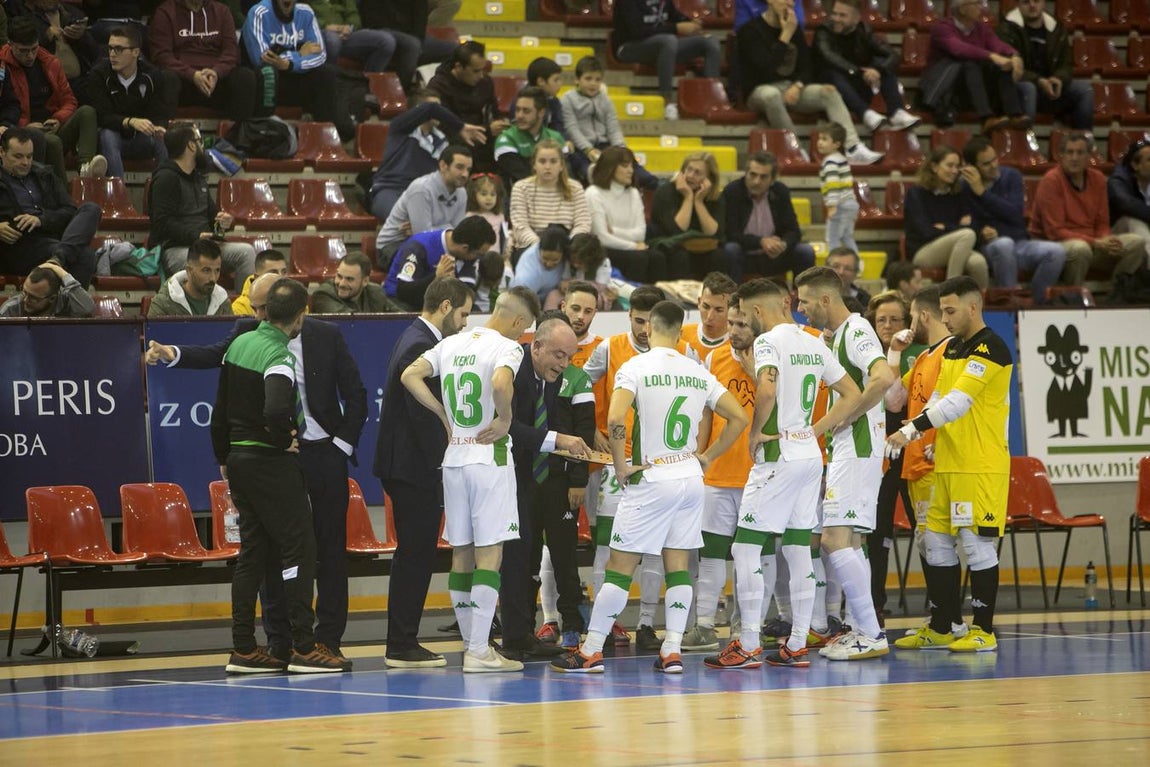 El Córdoba CF Futsal-Colo Colo, en imágenes