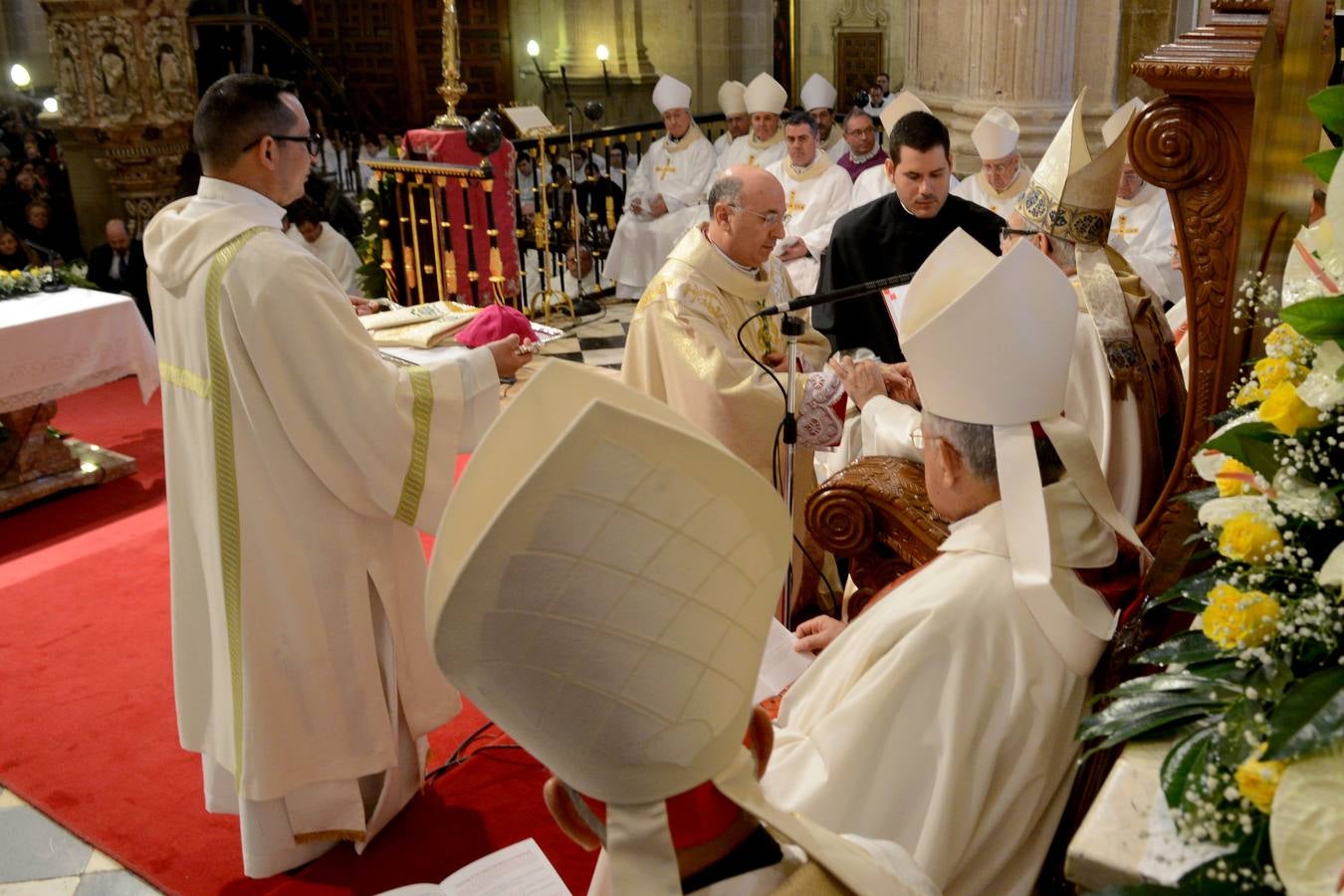 La ordenación del cordobés Francisco Jesús Orozco como obispo de Guadix, en imágenes