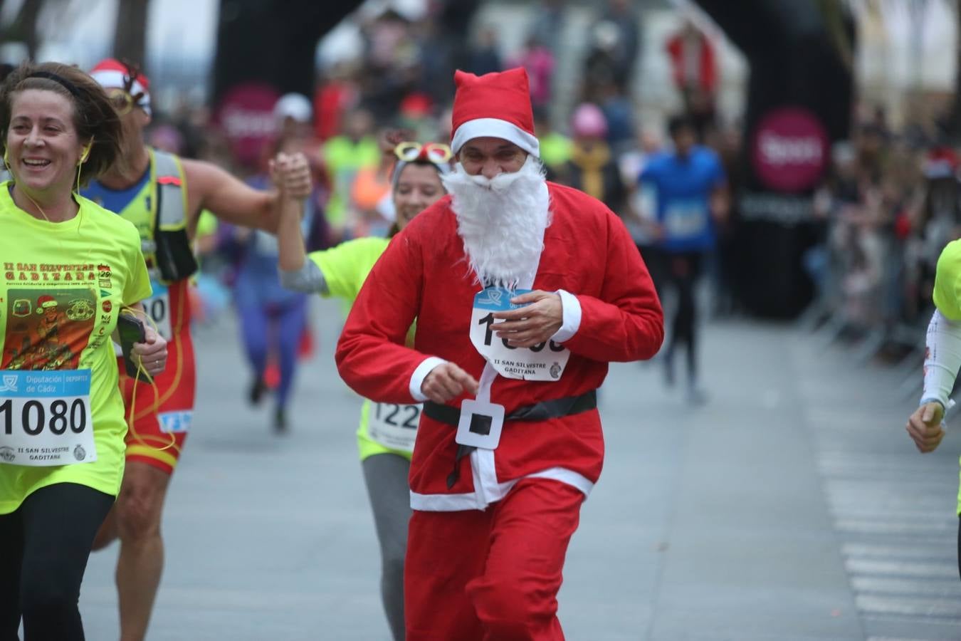 Fotos: Búscate en la San Silvestre de Cádiz 2018 (I)