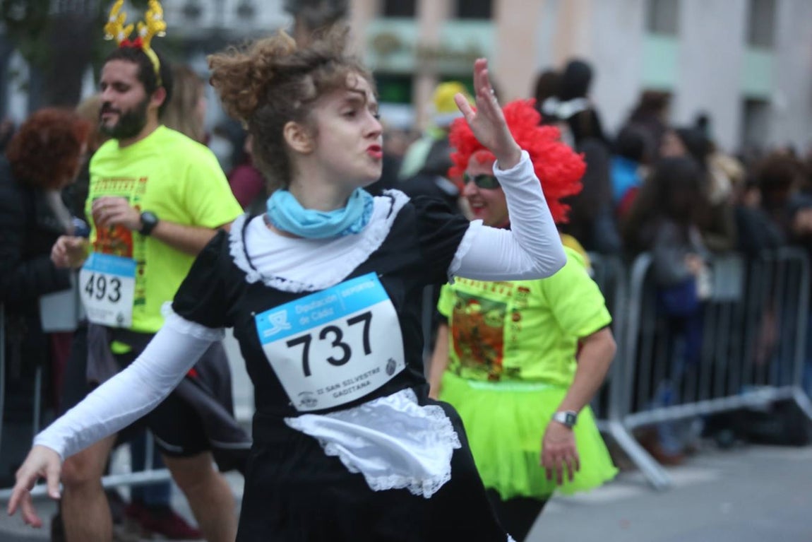 Fotos: Búscate en la San Silvestre de Cádiz 2018 (II)