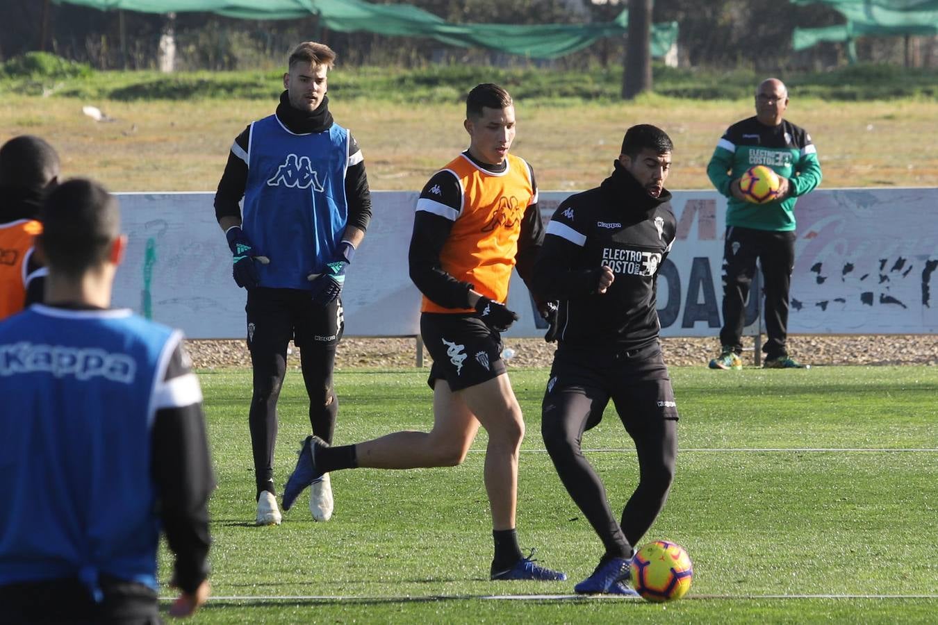 El primer entreno del año a puerta abierta, en imágenes