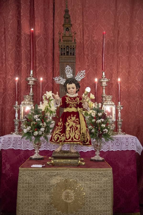 Galería del besamanos del Niño Jesús del Sagrario