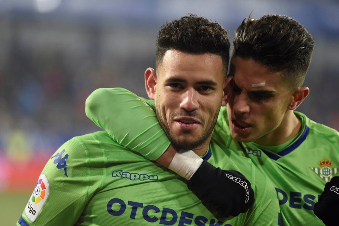 Las mejores imágenes del Huesca-Betis (2-1), disputado en El Alcoraz