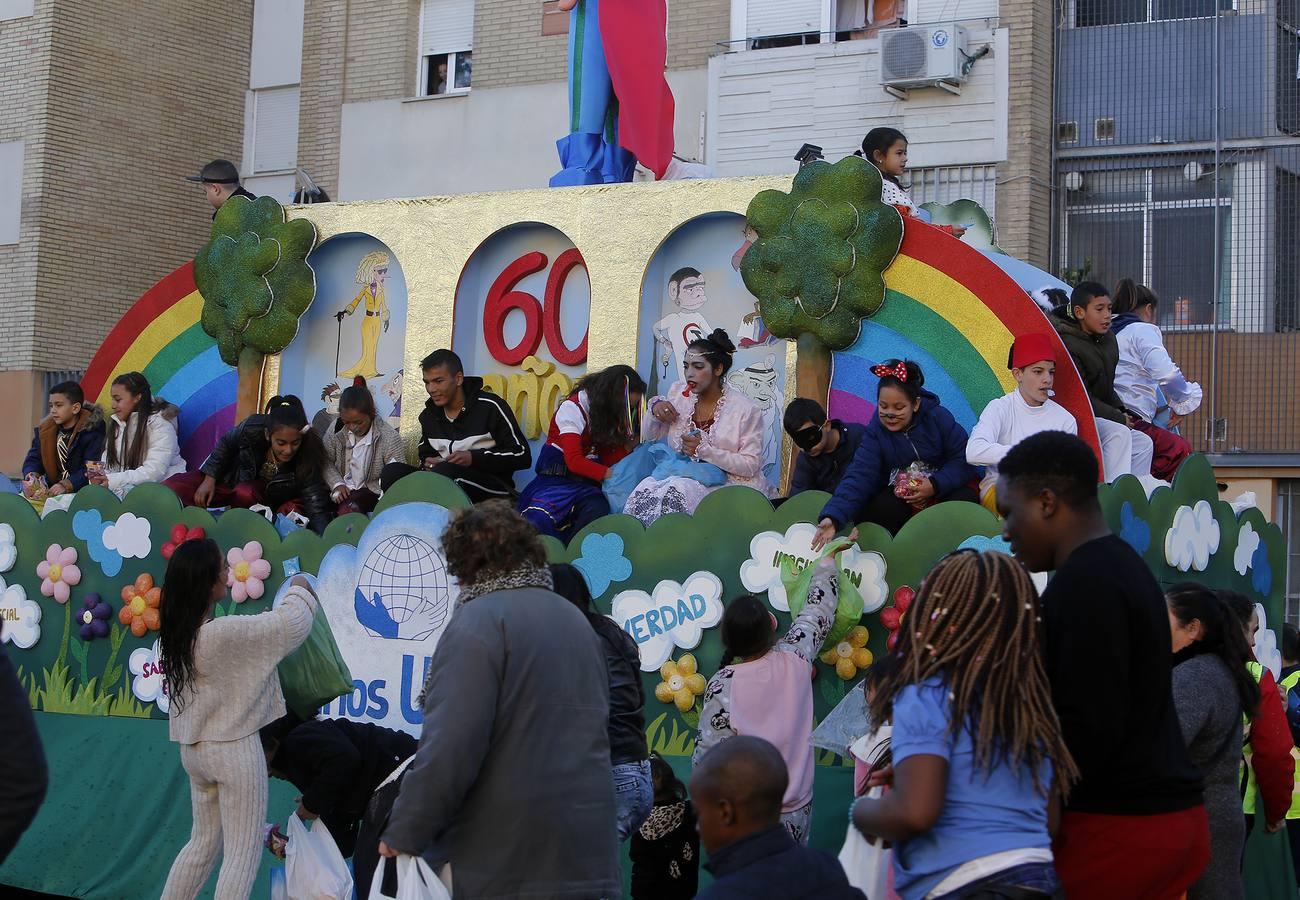 Los Reyes reparten alegría en uno de los barrios más pobres de España